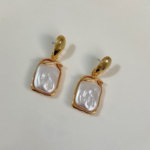 Golden Pearl Küpe